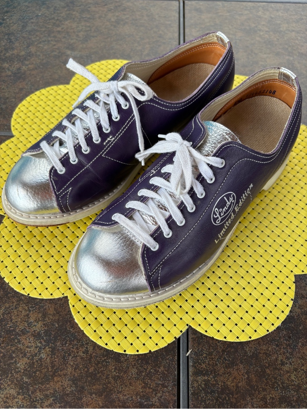 Linds Special Edition Women’s Right Handed Purple & Silver Bowling Shoes 8.5